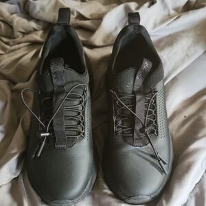 Black Clove Shoes For Nurses, Lightly Worn